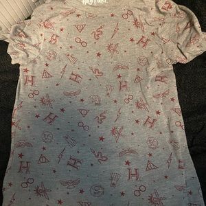 Harry Potter short-sleeved tee. Pre-loved. Medium.
